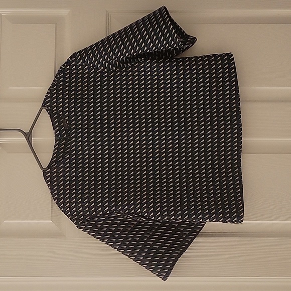 Womens top_brand new condition - Picture 1 of 2